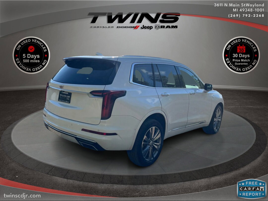 2022 Cadillac XT6 Premium Luxury photo 2