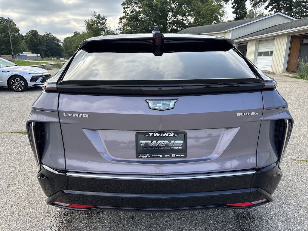 Used 2024 Cadillac Lyriq Tech Tech w/1SA