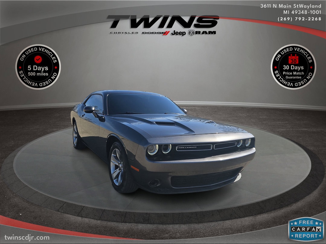 Used 2019 Dodge Challenger SXT with VIN 2C3CDZAGXKH694412 for sale in Wayland, MI