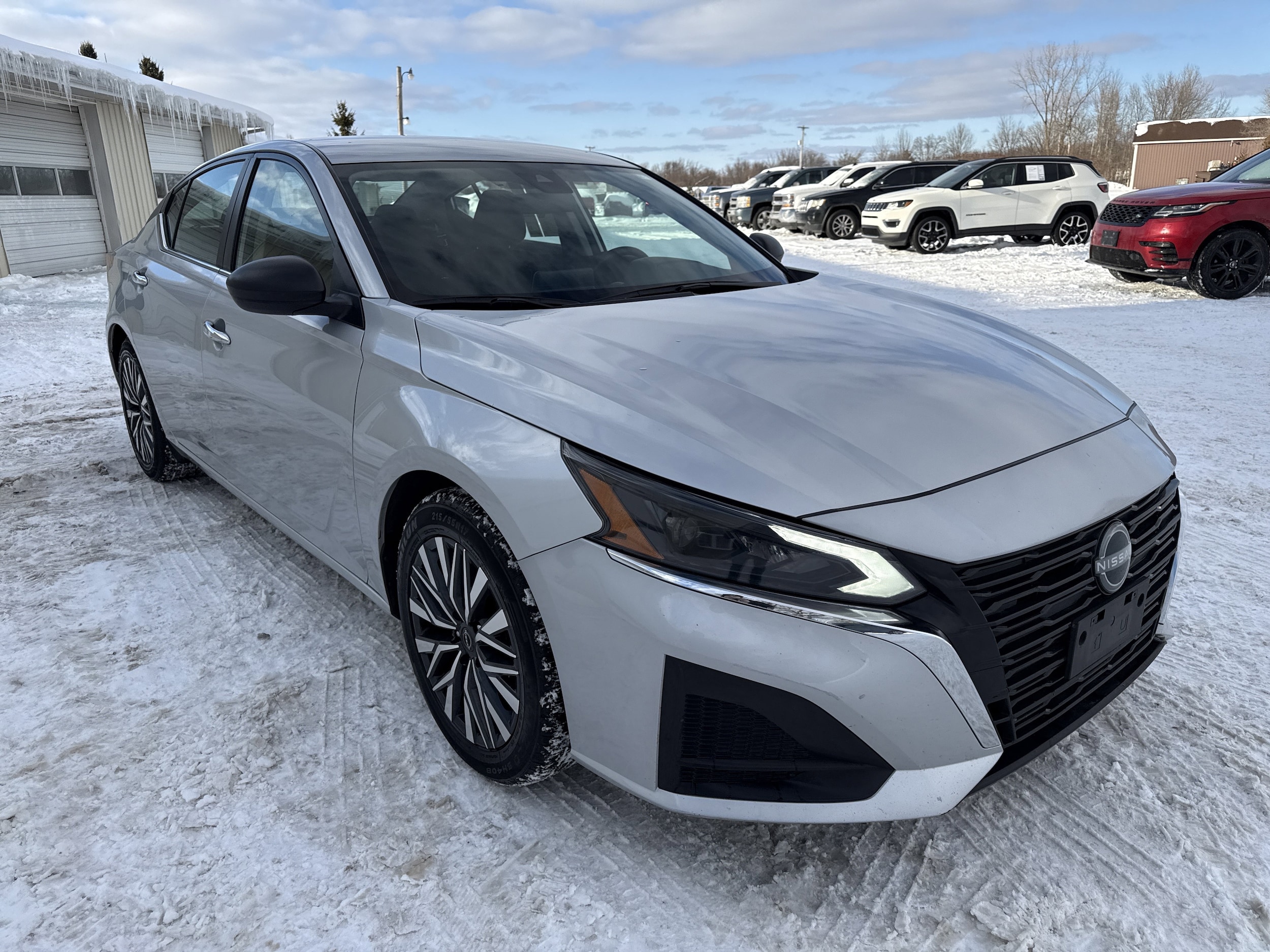 2024 Nissan Altima SV