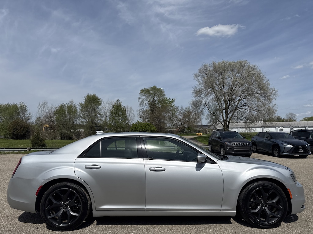 Used 2023 Chrysler 300 300S 300S RWD
