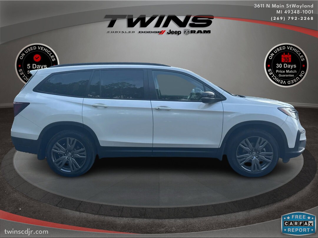 2022 Honda Pilot Sport photo 2