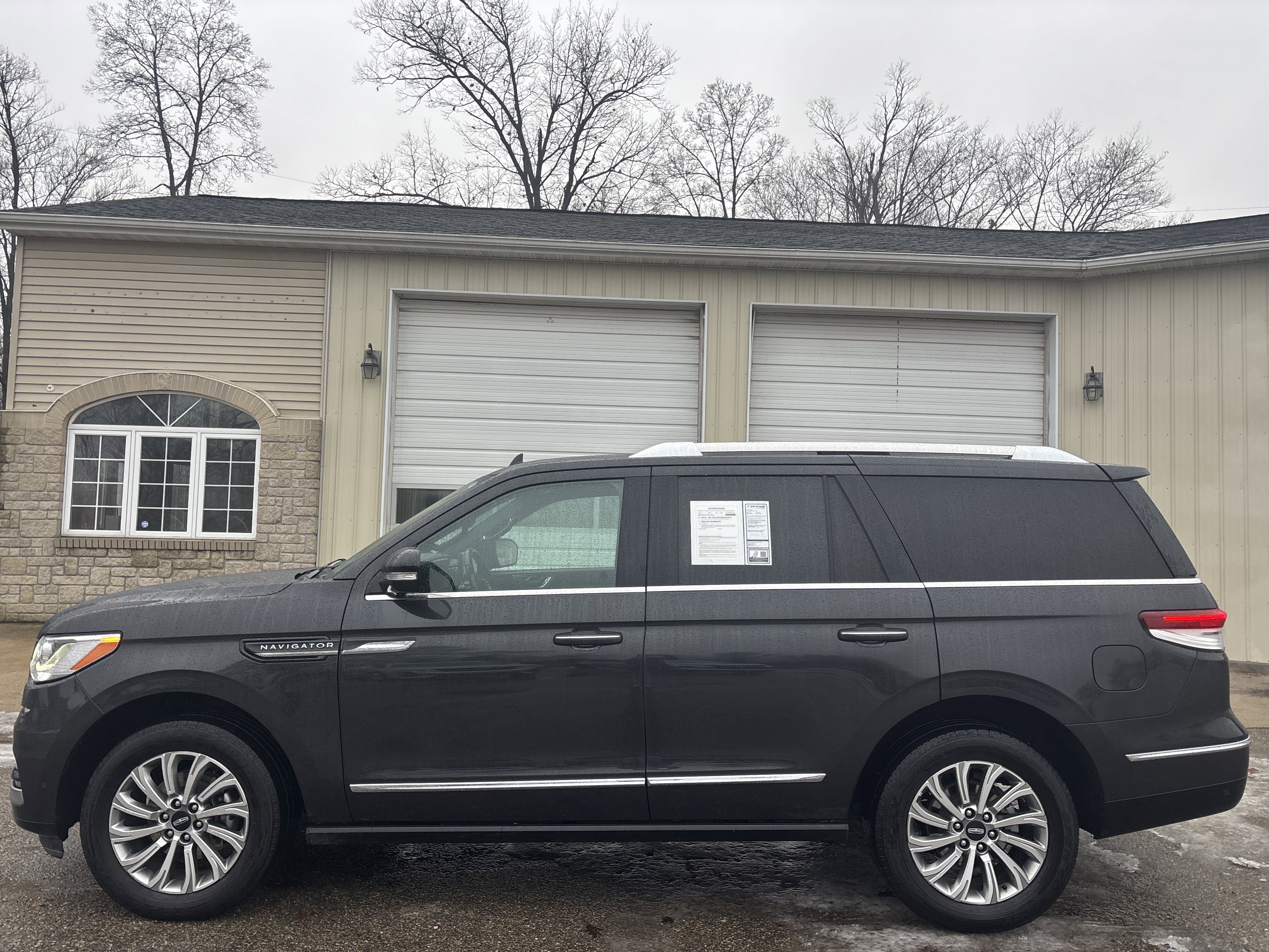 2023 Lincoln Navigator Base - Photo 11