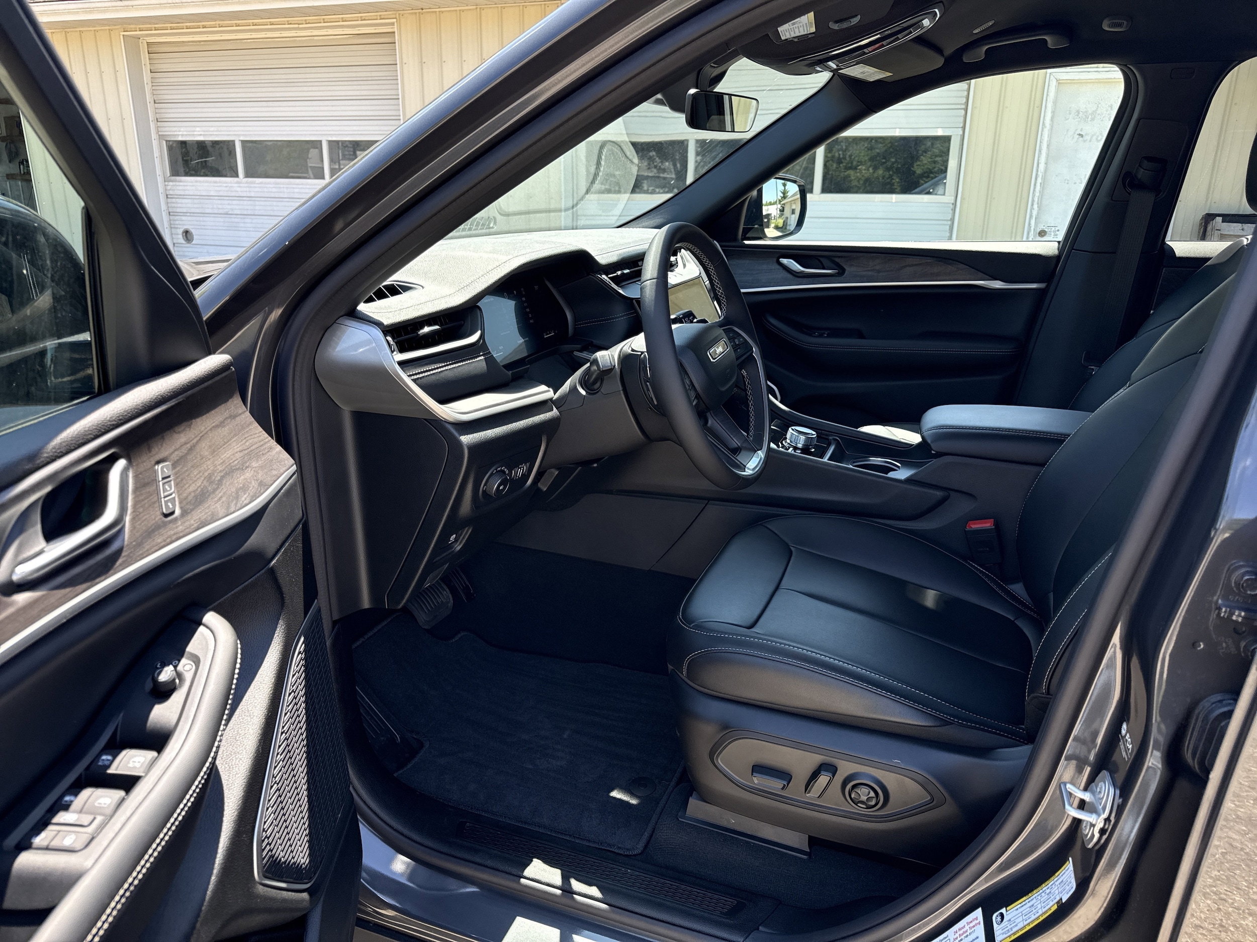 2026 Jeep Grand Cherokee Limited - Photo 15