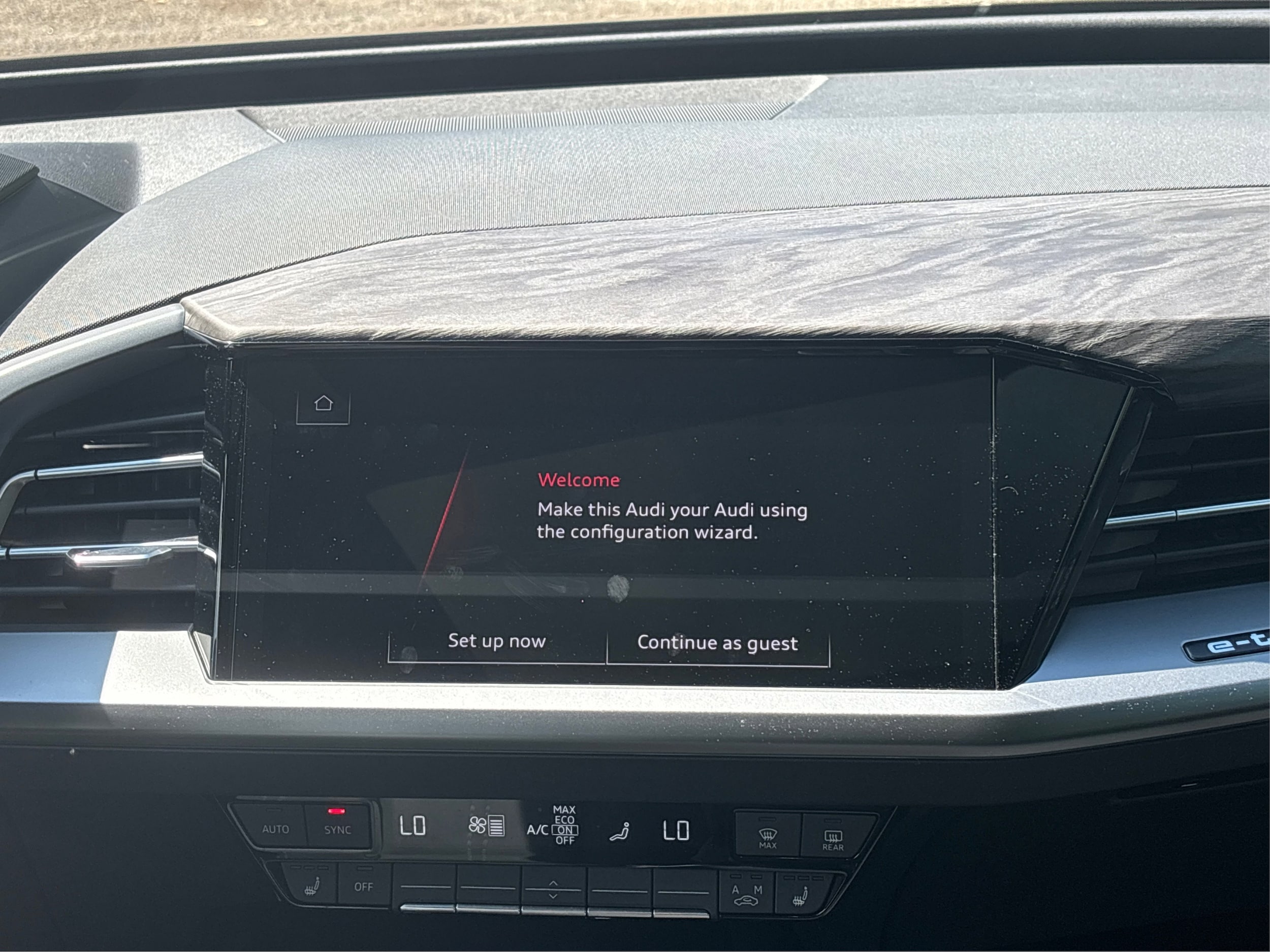 2025 Audi Q4 e-tron Premium Plus - Photo 18