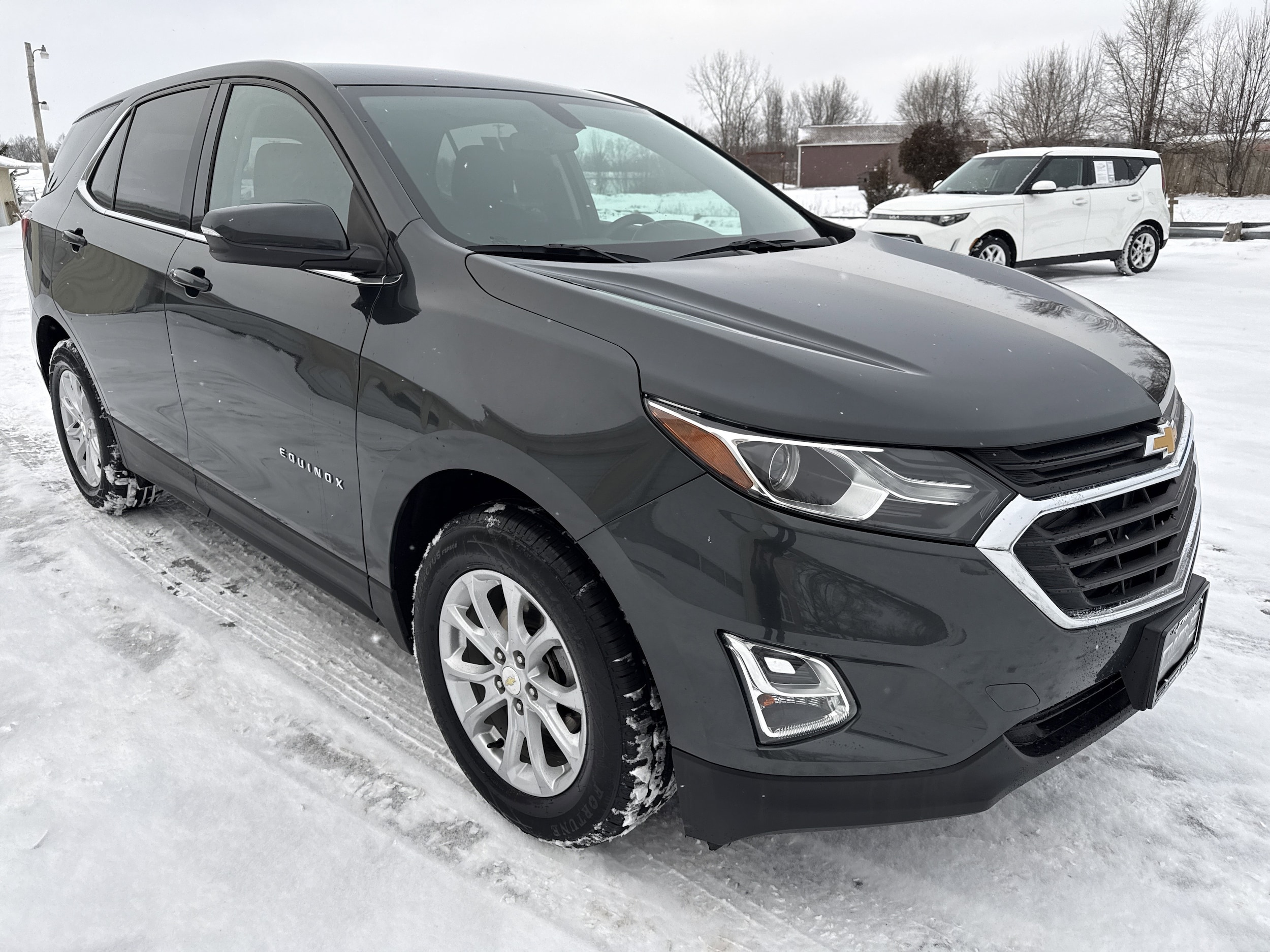 Used 2018 Chevrolet Equinox LT with VIN 3GNAXJEV5JL114839 for sale in Wayland, MI