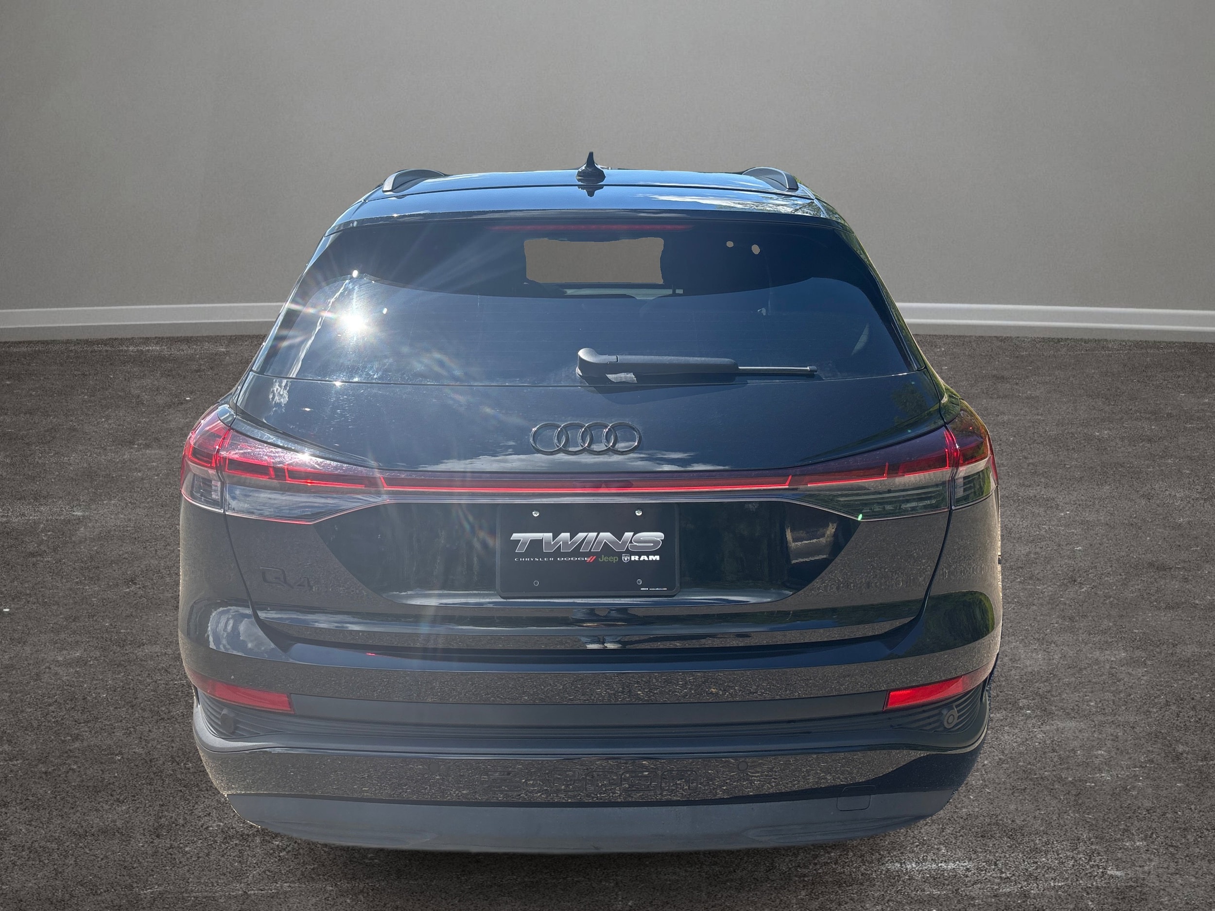 2025 Audi Q4 e-tron Premium Plus - Photo 31