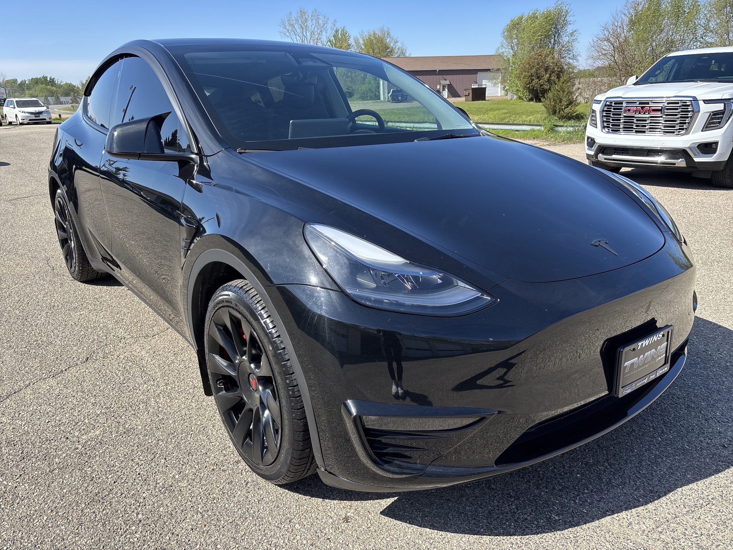 2023 Tesla Model Y Long Range Dual Motor All-Wheel Drive's photo