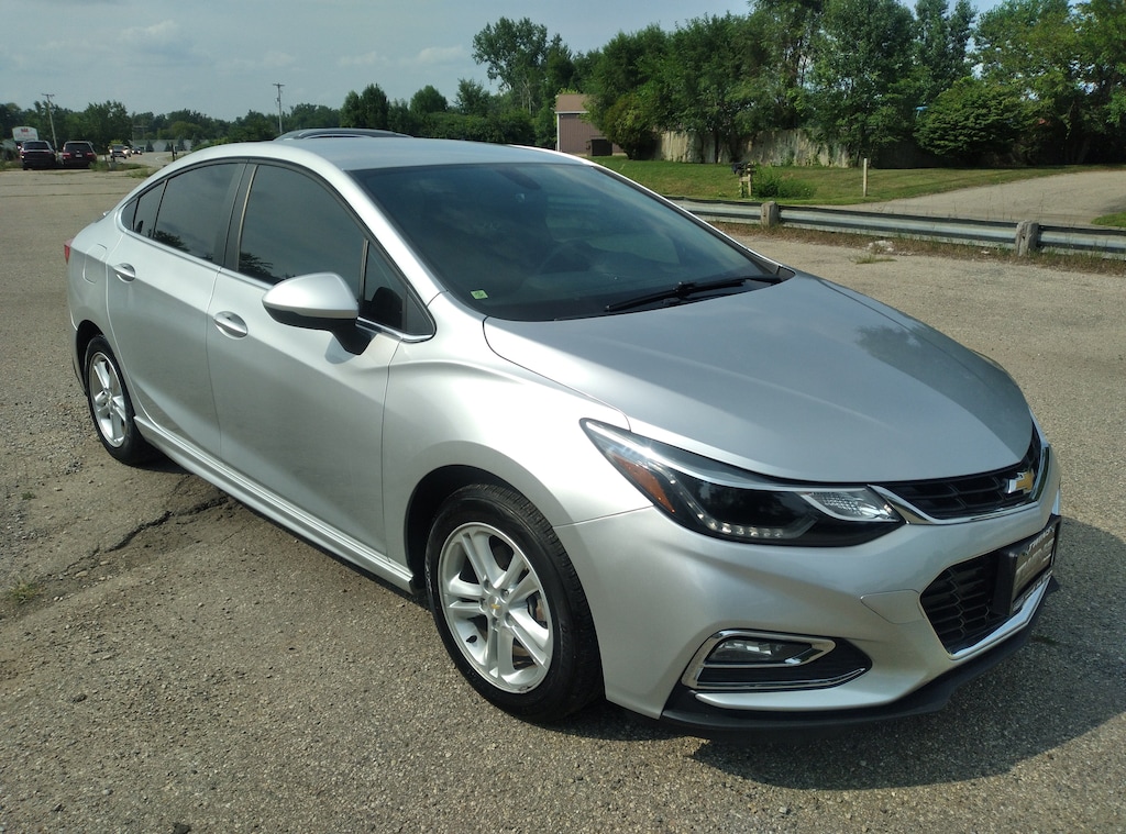 Used 2018 Chevrolet Cruze LT Sedan