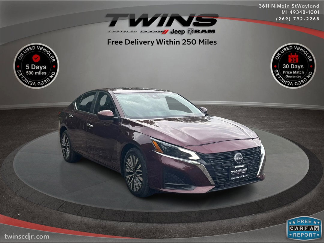 2024 Nissan Altima SV's photo