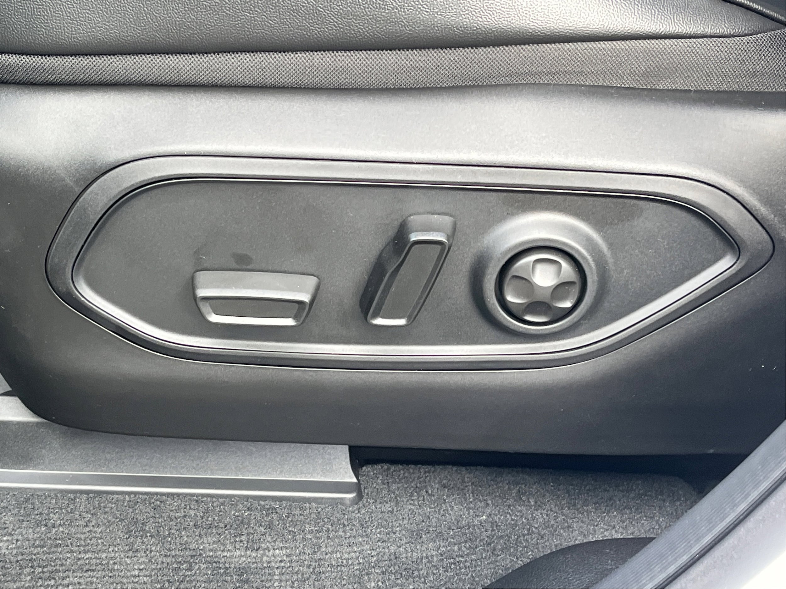 2025 Jeep Grand Cherokee Limited - Photo 69