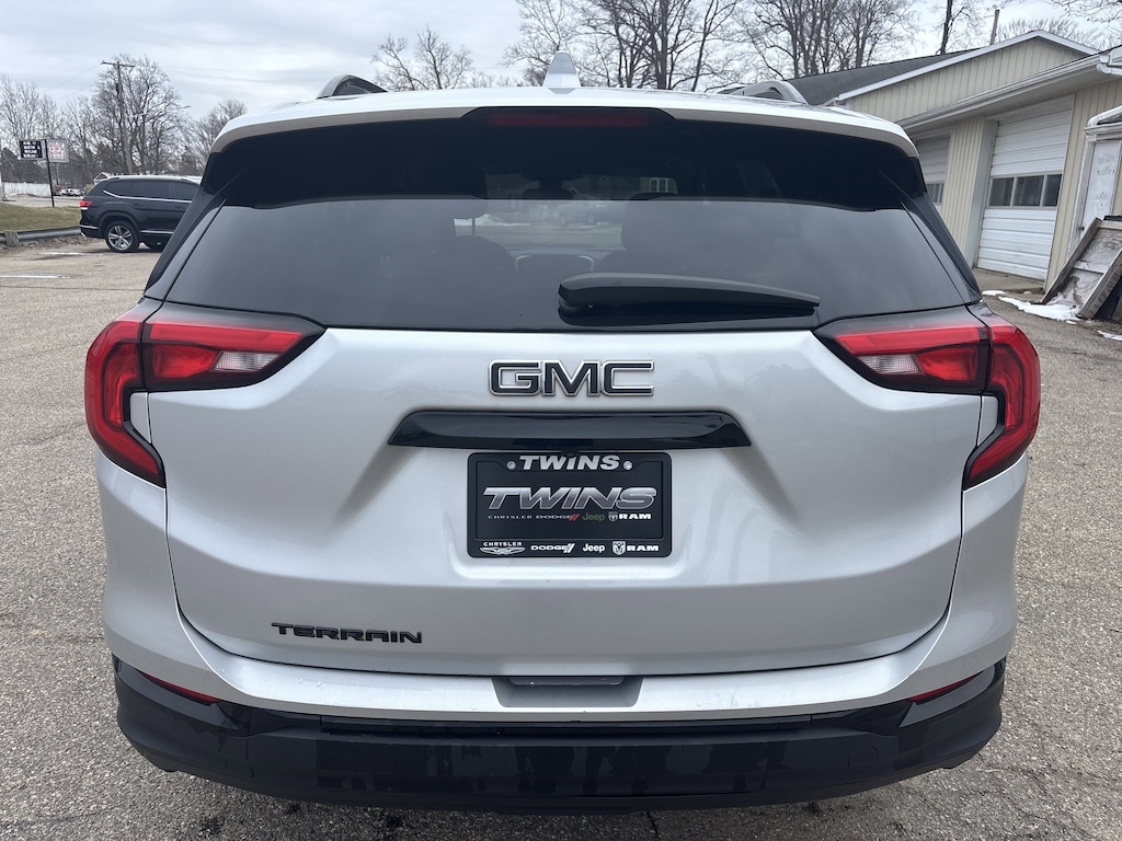 Used 2020 GMC Terrain SLE FWD SLE