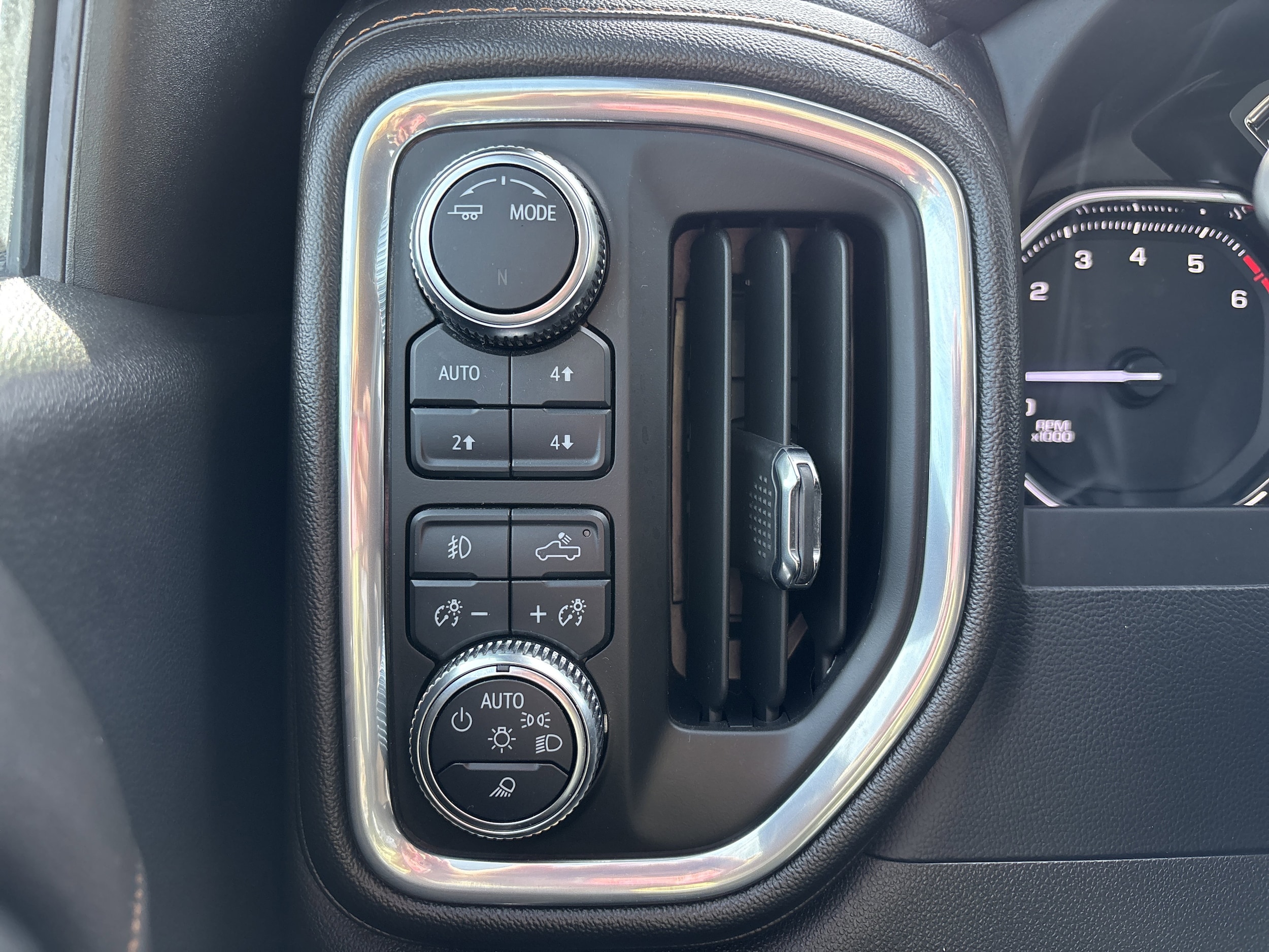 2022 GMC Sierra 1500 Limited AT4 - Photo 31