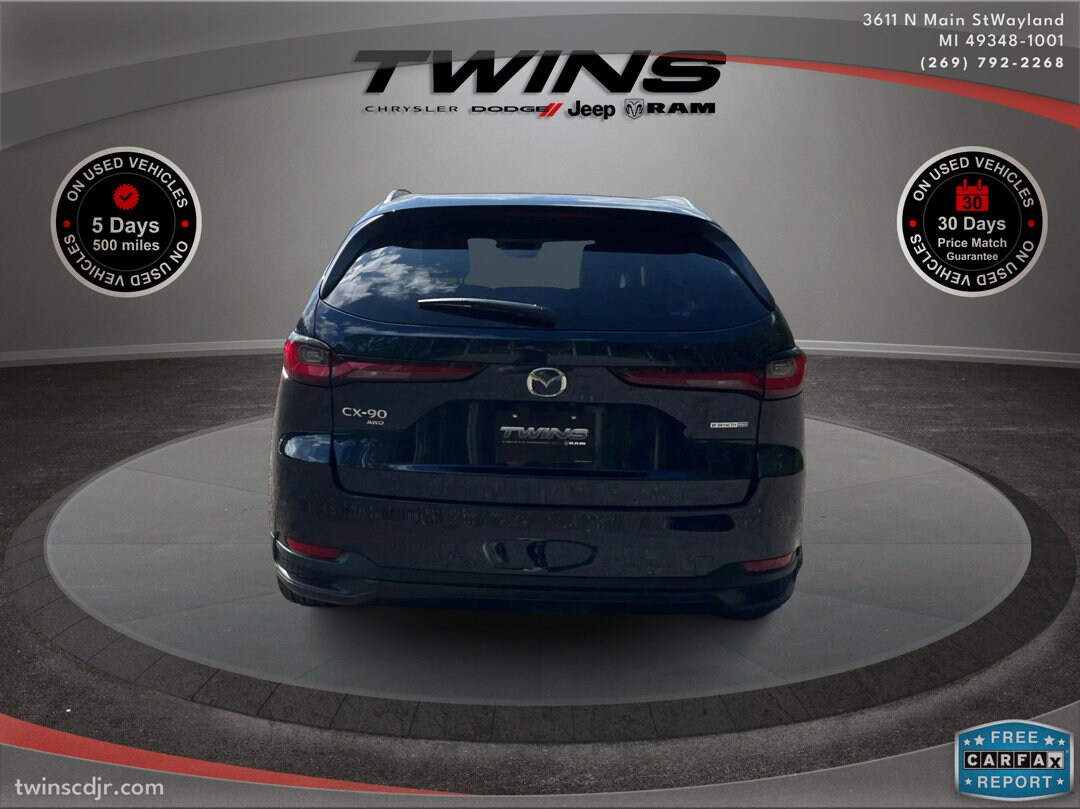 2024 Mazda CX-90 Preferred photo 2