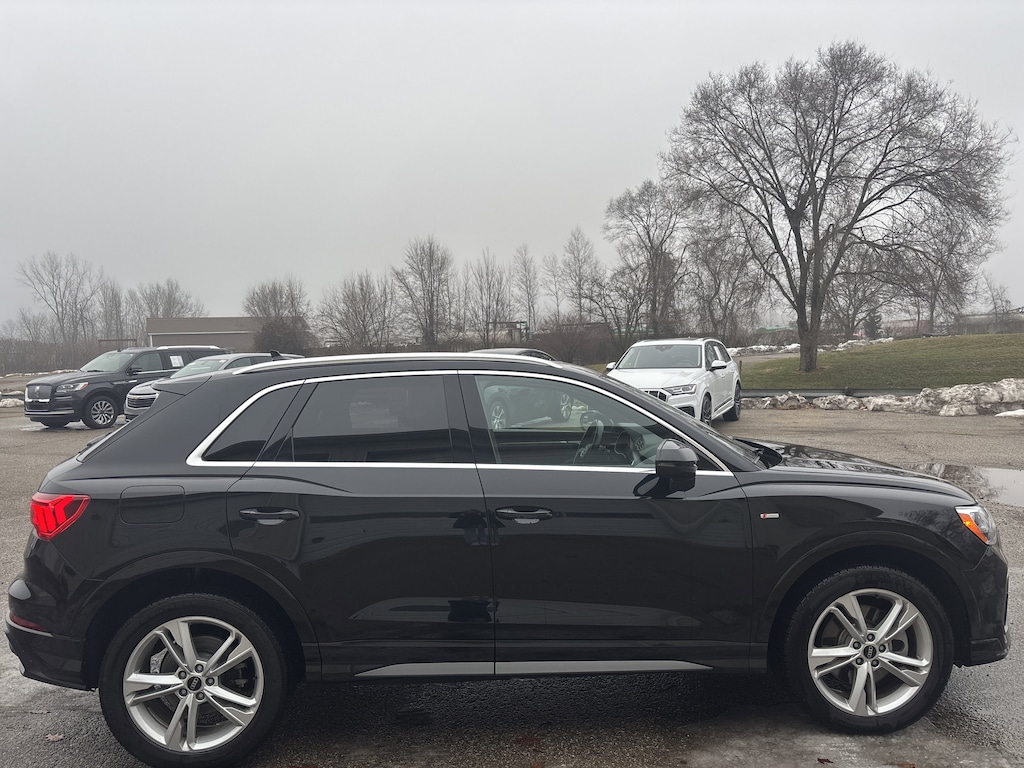 Used 2022 Audi Q3 S line Premium S line Premium 45 TFSI quattro