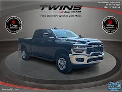 2026 Ram 2500 TRADESMAN CREW CAB 4X4 6'4 BOX Pickup