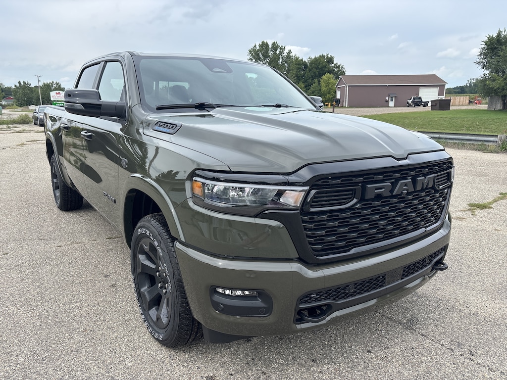 New 2027 Ram 1500 BIG HORN CREW CAB 4X4 5'7 BOX Pickup