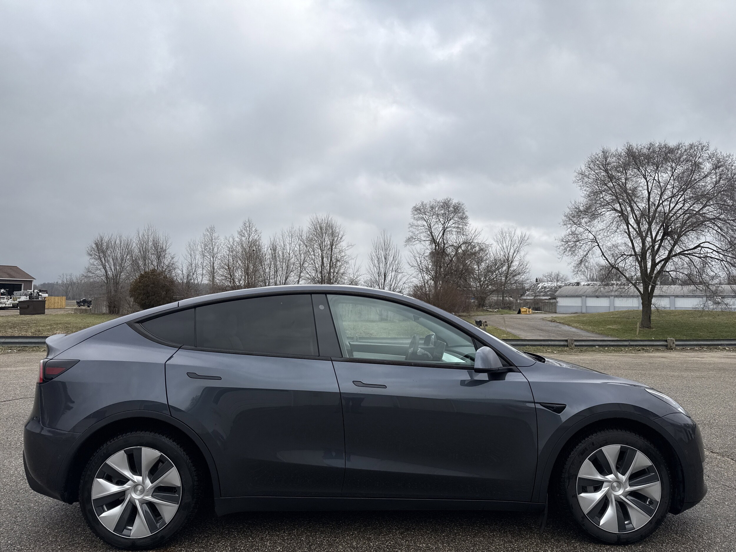 Used 2021 Tesla Model Y Long Range with VIN 5YJYGDEE4MF066505 for sale in Wayland, MI