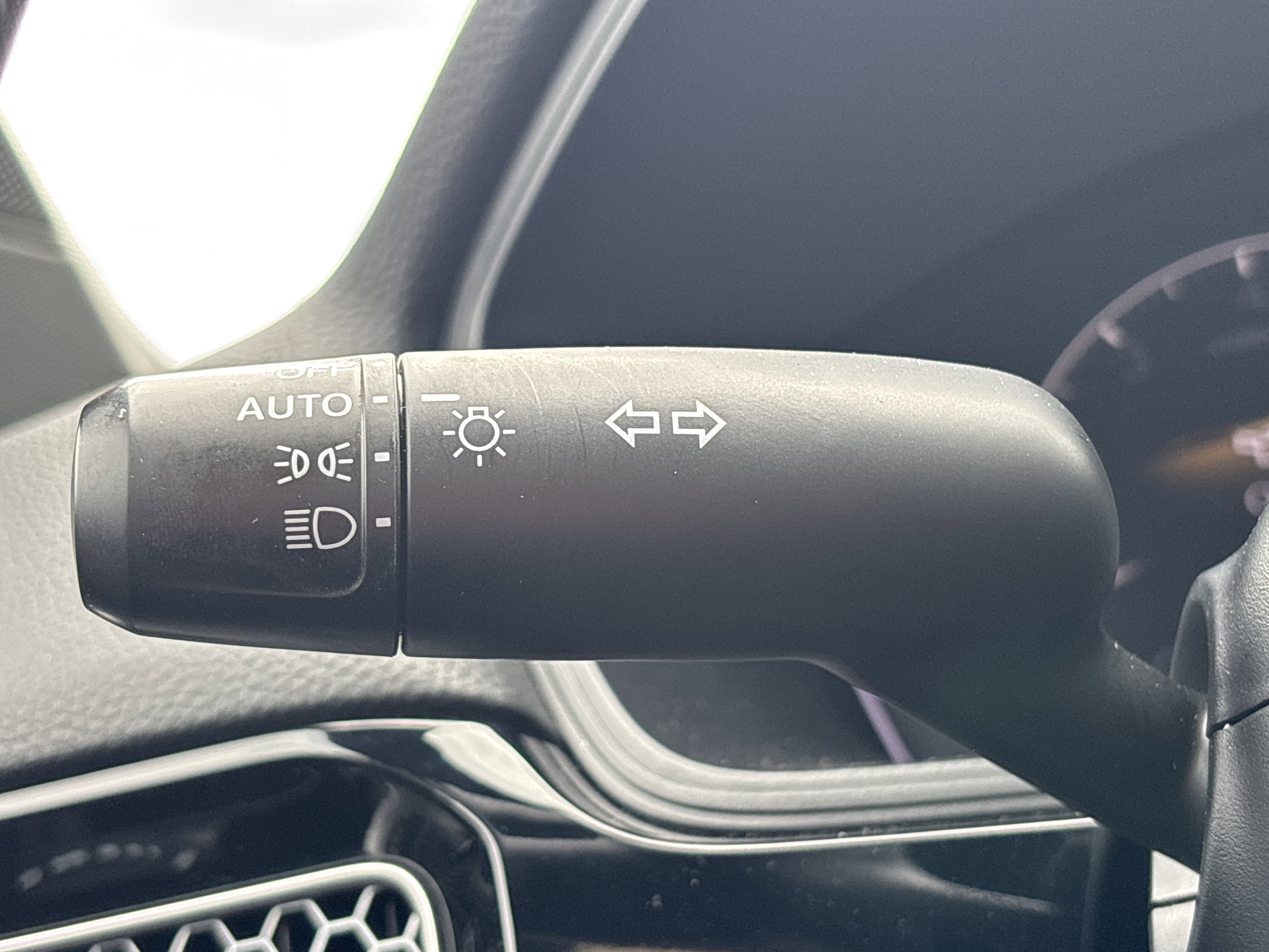 2022 Honda Civic Hatchback Sport - Photo 27