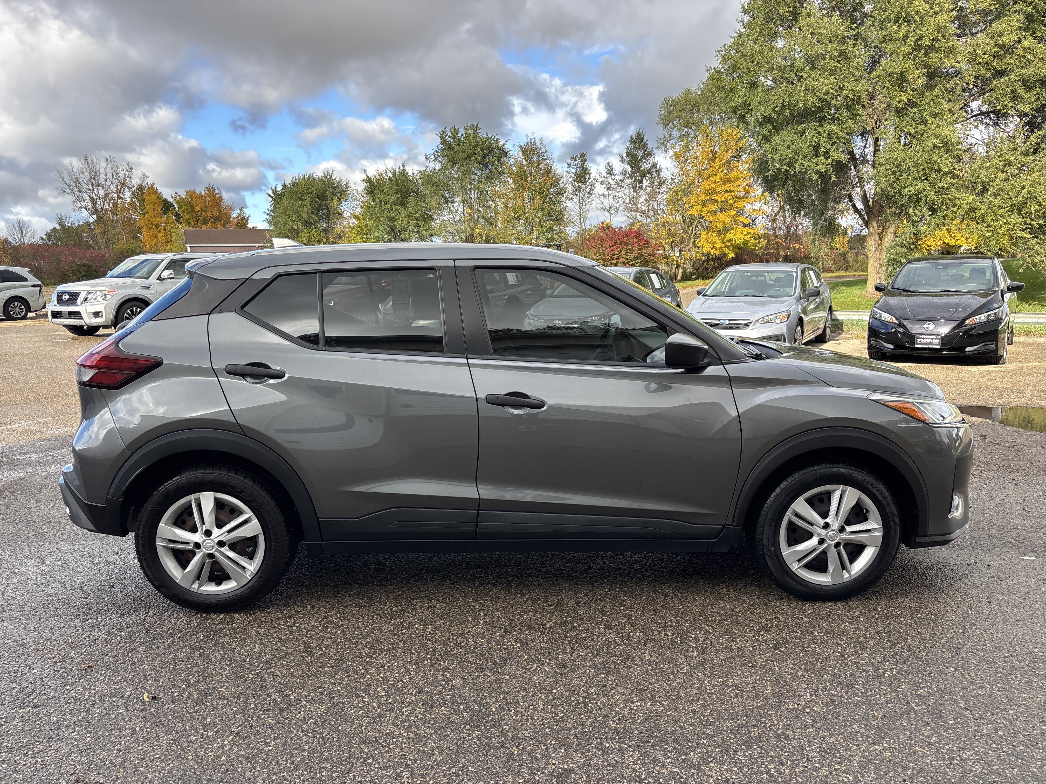 Used 2022 Nissan Kicks S with VIN 3N1CP5BV8NL507112 for sale in Wayland, MI