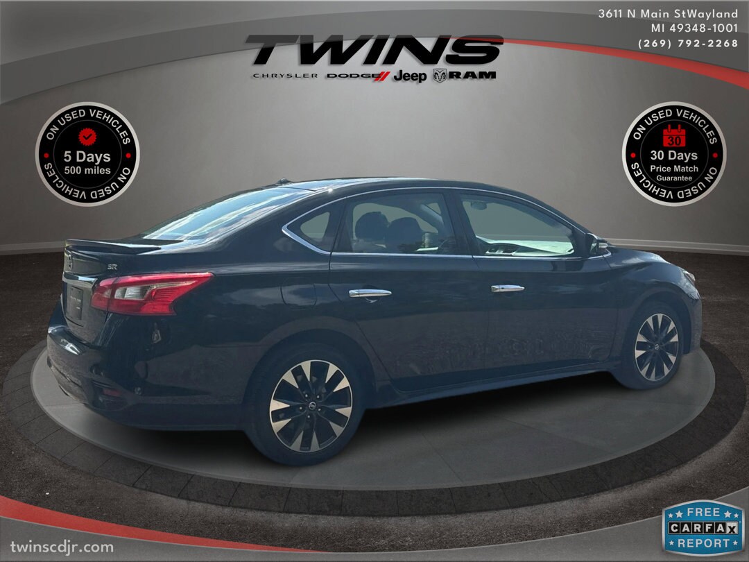 2019 Nissan Sentra SR photo 3