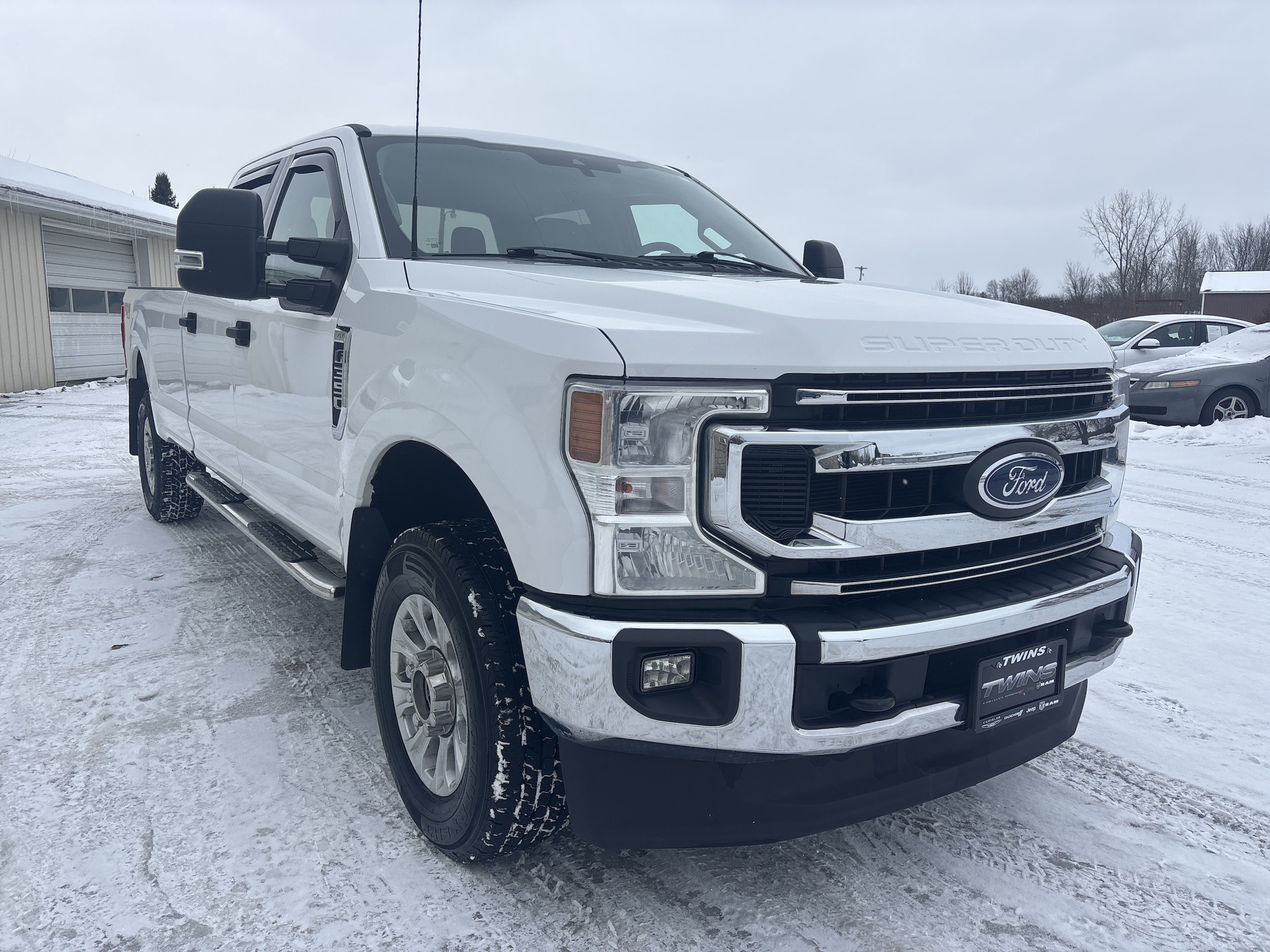 2022 Ford F-350 Super Duty XLT's photo