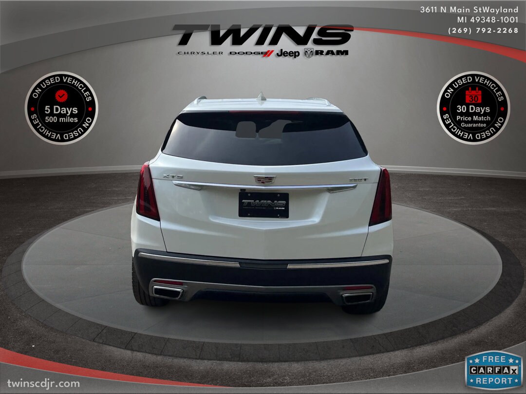 2024 Cadillac XT5 Premium Luxury photo 2
