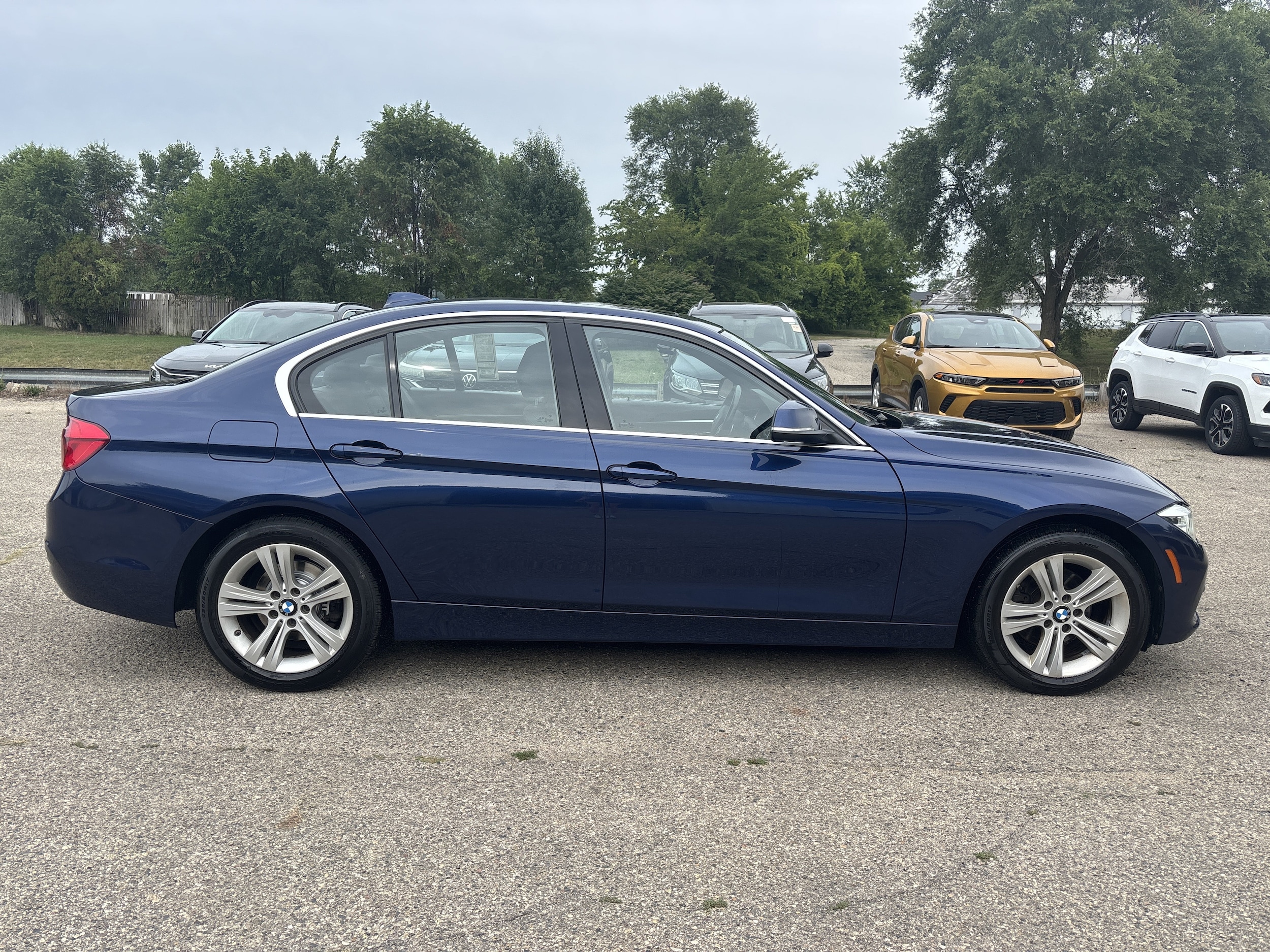 Used 2018 BMW 3 Series 330i with VIN WBA8D9C57JEB35449 for sale in Wayland, MI
