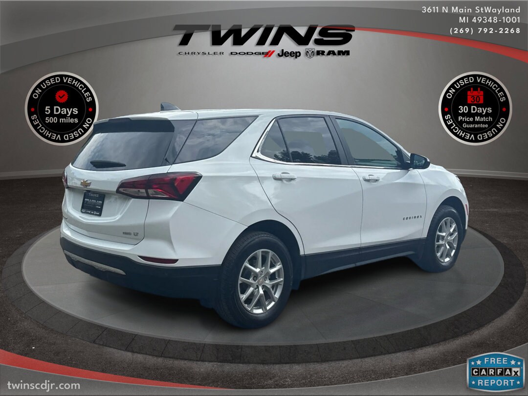 2023 Chevrolet Equinox LT photo 3