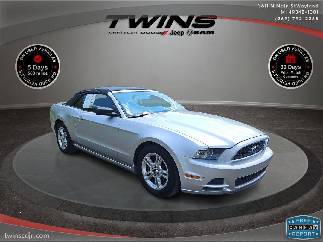 Used 2013 Ford Mustang V6 with VIN 1ZVBP8EM8D5209815 for sale in Wayland, MI