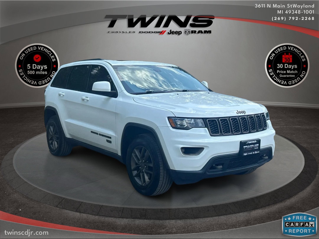 Used 2016 Jeep Grand Cherokee Laredo with VIN 1C4RJFAG5GC475901 for sale in Wayland, MI