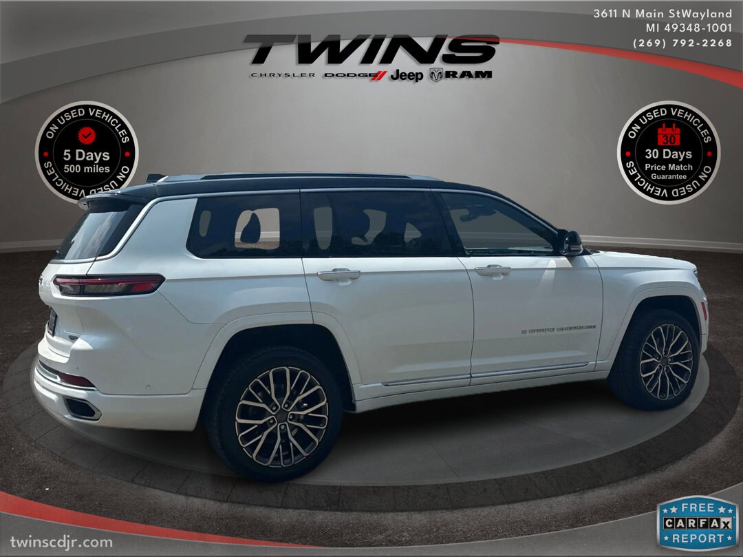 2022 Jeep Grand Cherokee L Summit Reserve photo 3