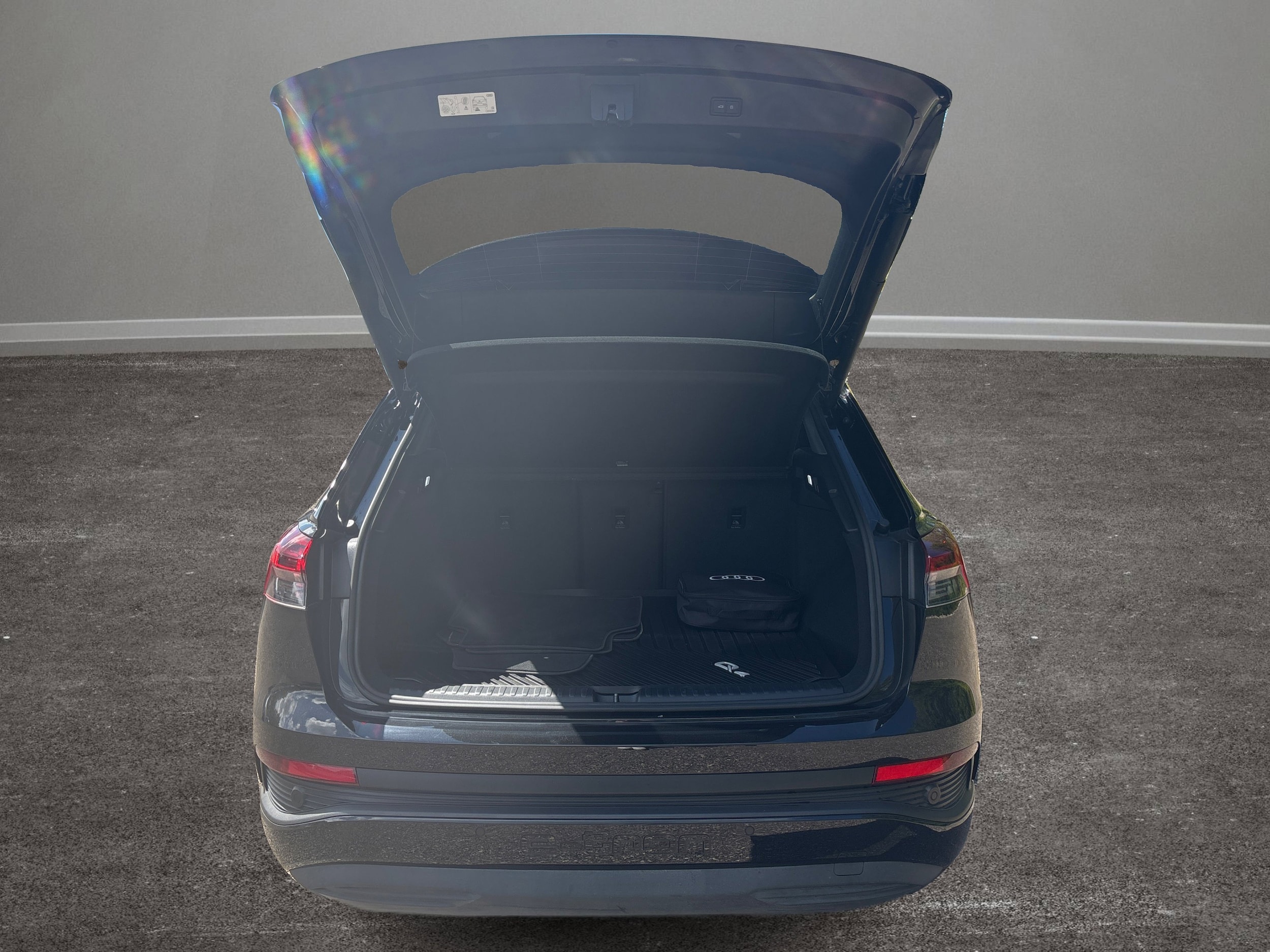 2025 Audi Q4 e-tron Premium Plus - Photo 15