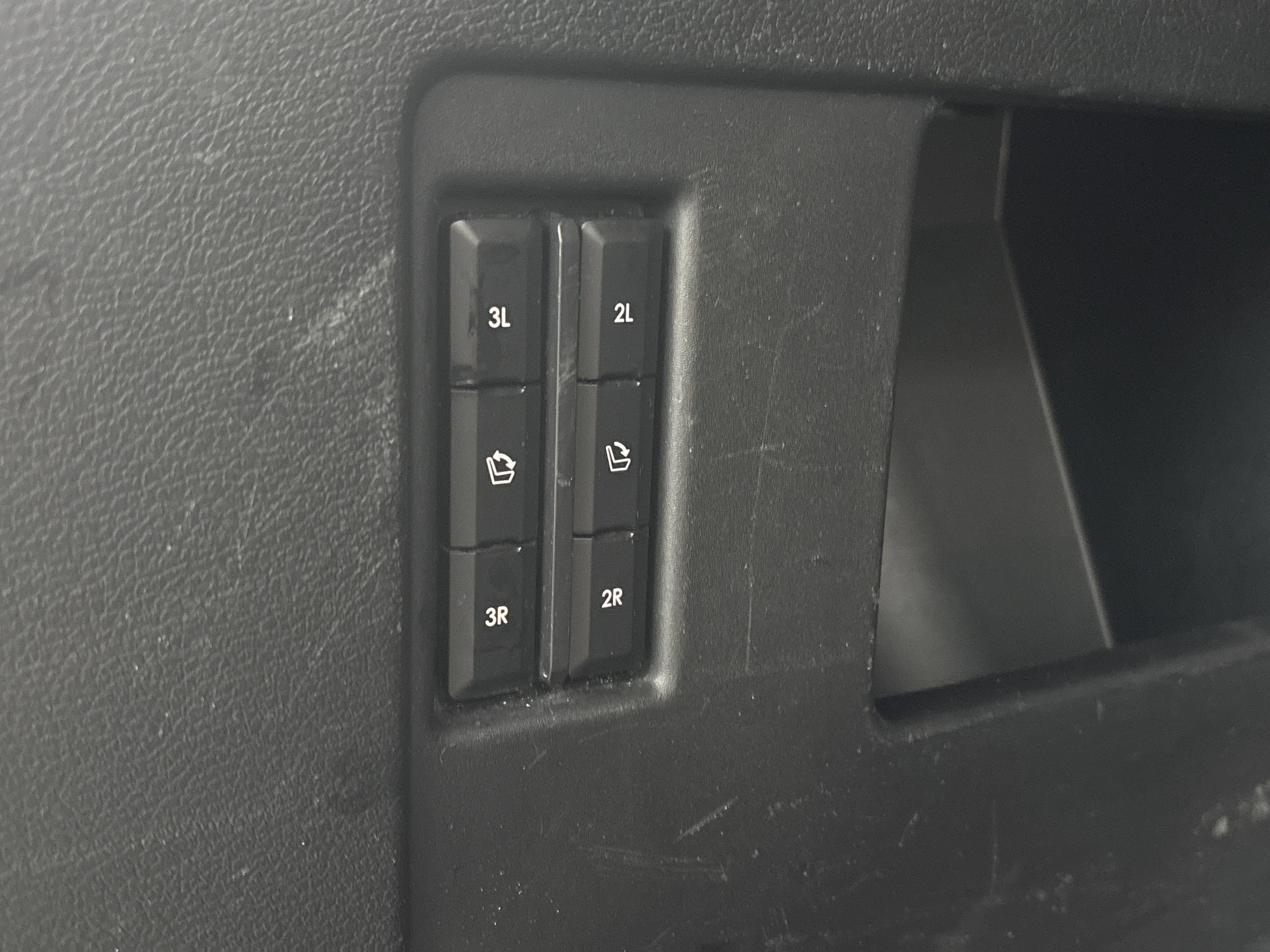 2023 Lincoln Navigator Base - Photo 8