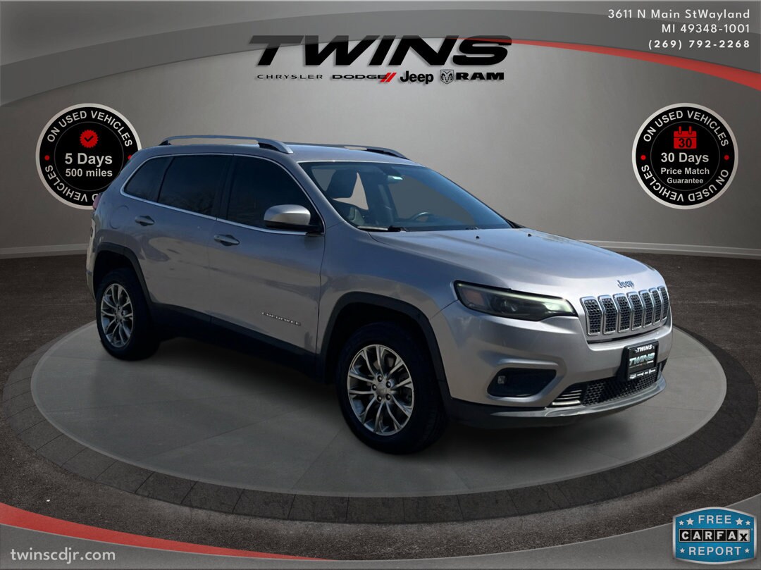 Used 2019 Jeep Cherokee Latitude Plus with VIN 1C4PJLLB3KD202899 for sale in Wayland, MI