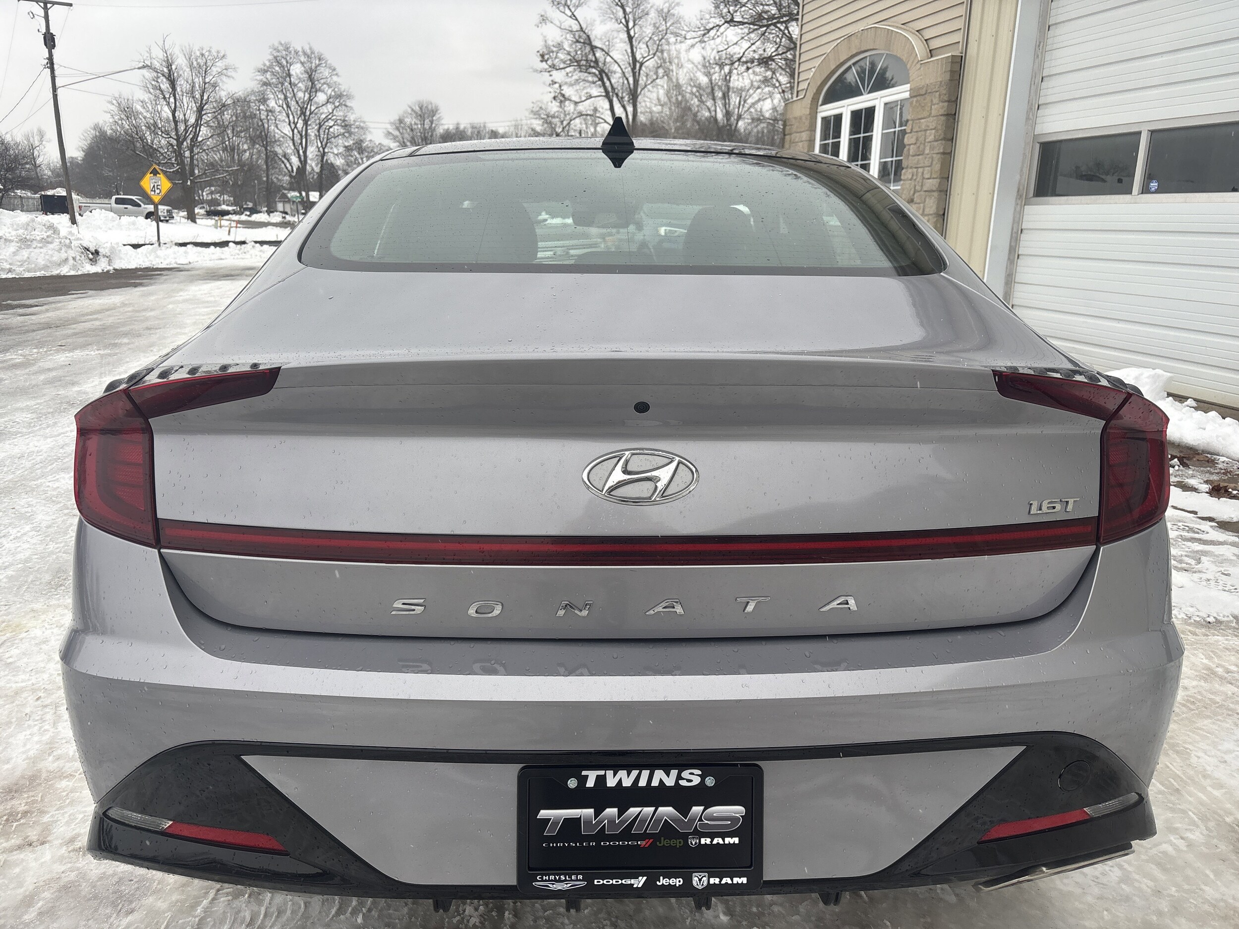 2023 Hyundai Sonata SEL Plus photo 4