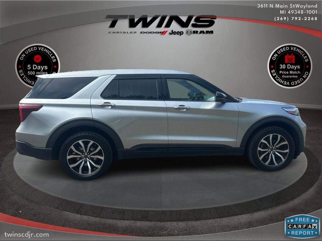 2021 Ford Explorer ST photo 2