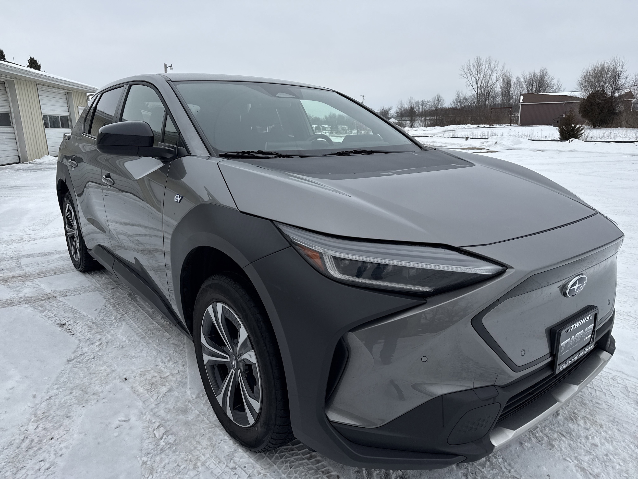 2023 Subaru SOLTERRA Premium's photo