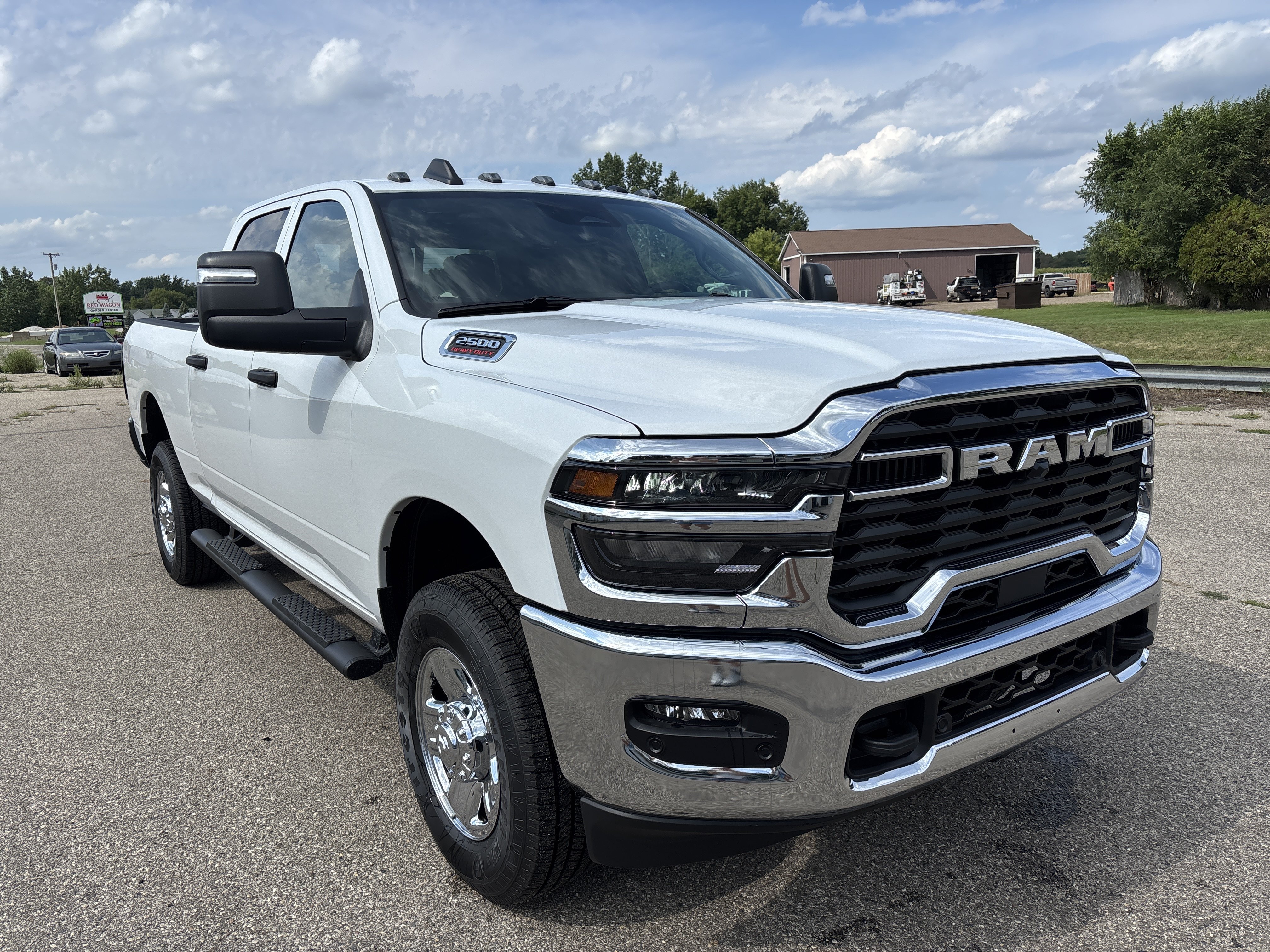 2026 Ram 2500 TRADESMAN CREW CAB 4X4 Pickup