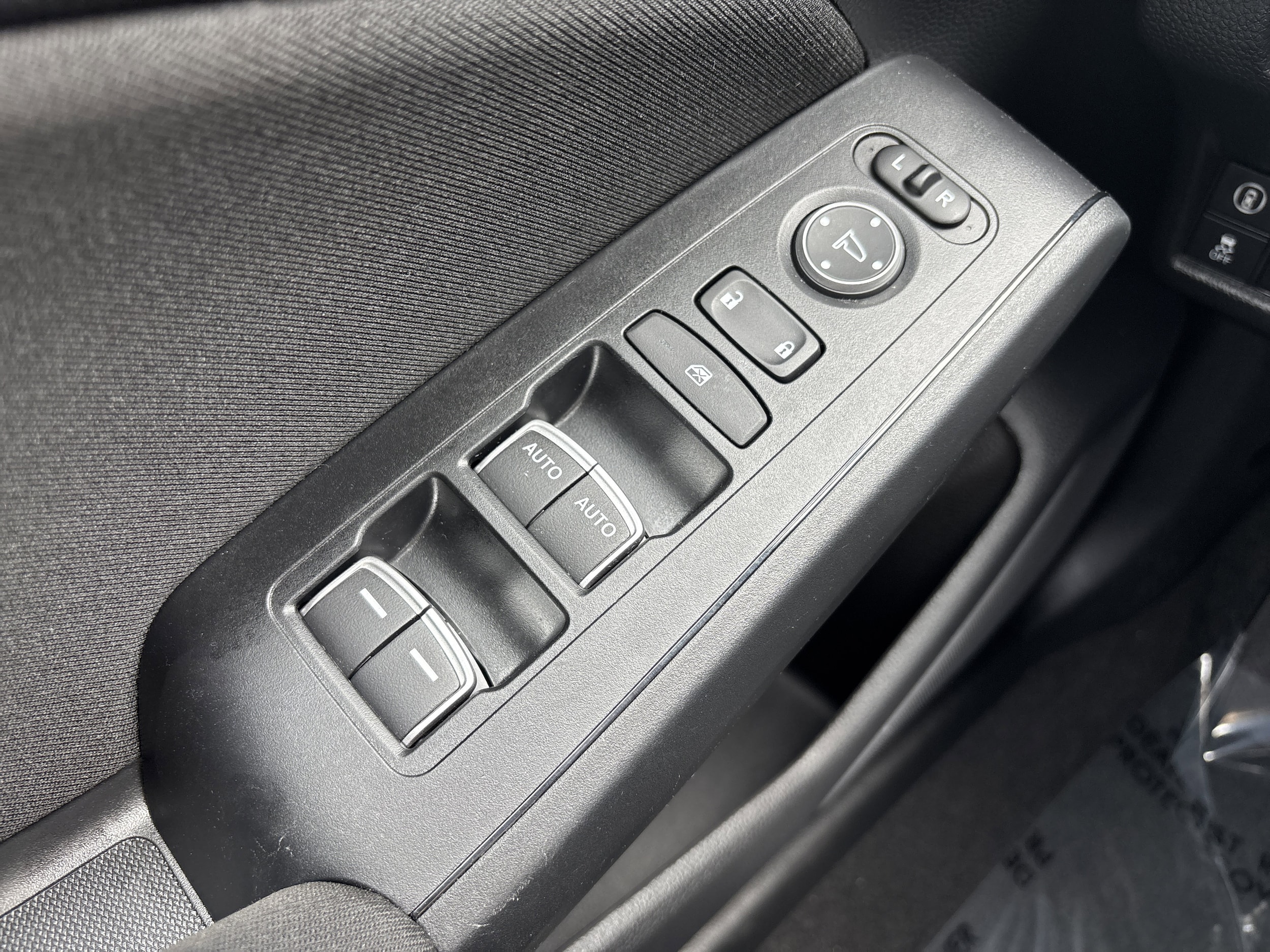 2022 Honda Civic Hatchback Sport - Photo 29