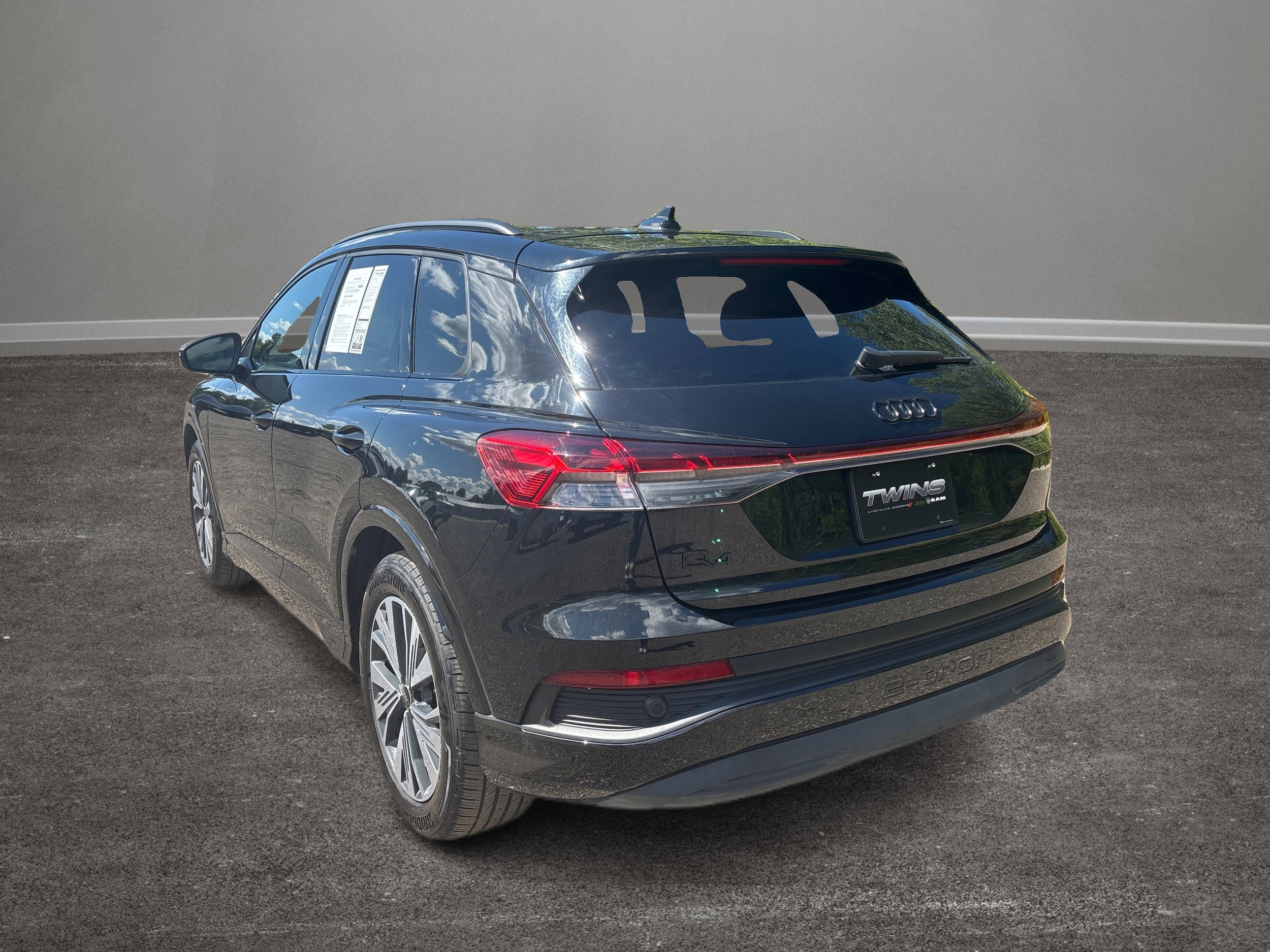 2025 Audi Q4 e-tron Premium Plus - Photo 34