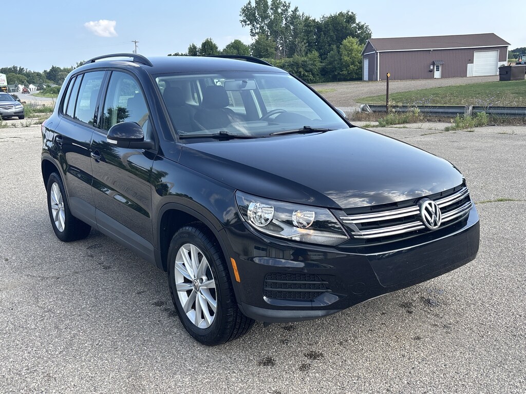 Used 2017 Volkswagen Tiguan Limited 2.0T 4MOTION