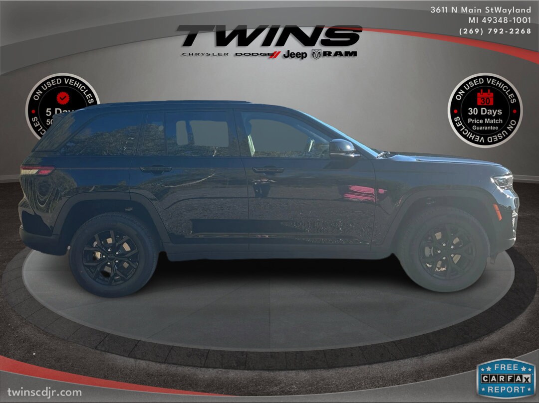 2025 Jeep Grand Cherokee Altitude photo 2