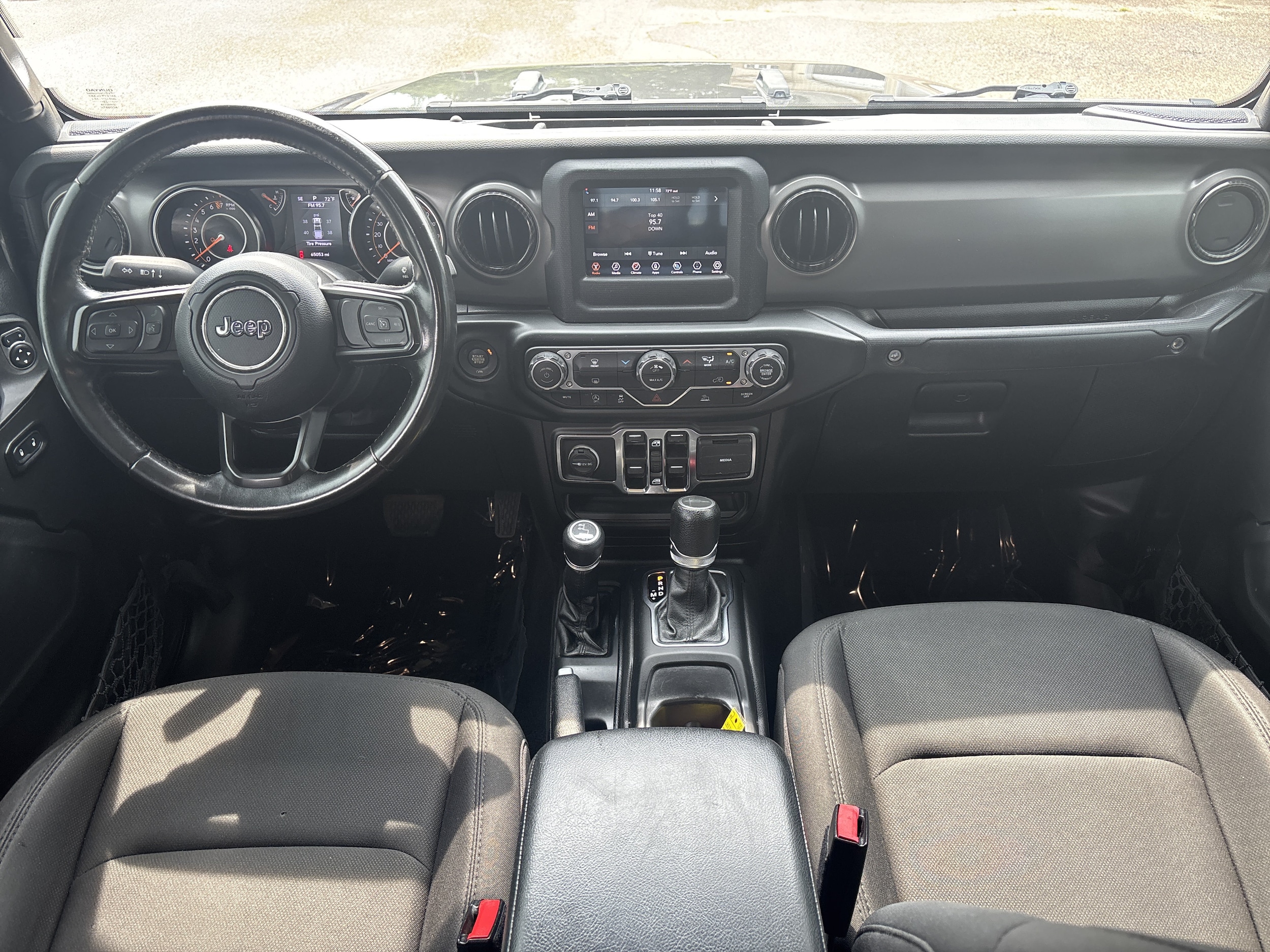Photo 16