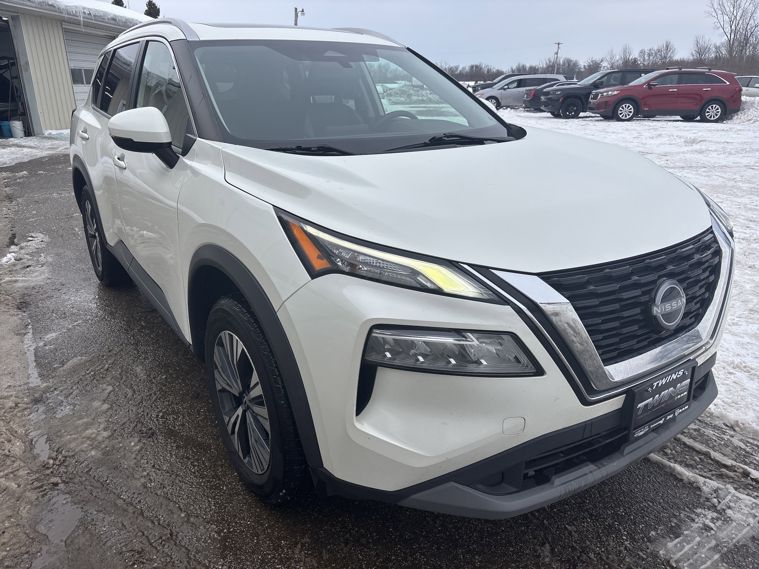 2022 Nissan Rogue SV