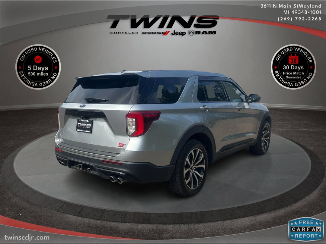 2021 Ford Explorer ST photo 3