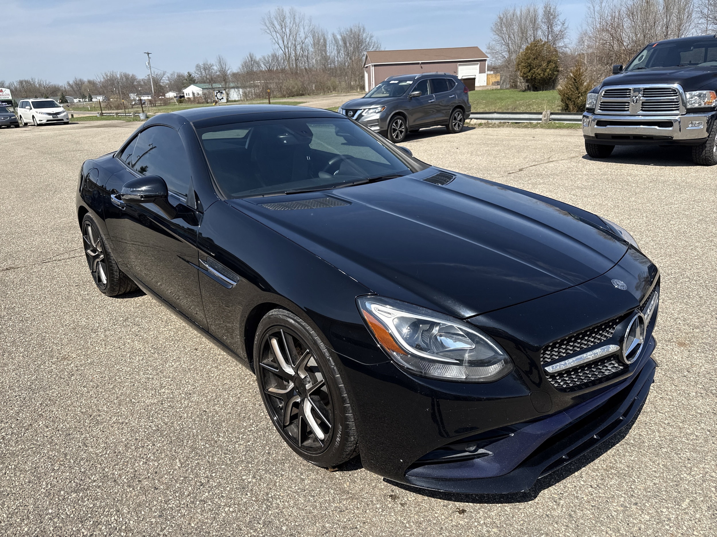 2019 Mercedes-Benz SLC SLC300's photo