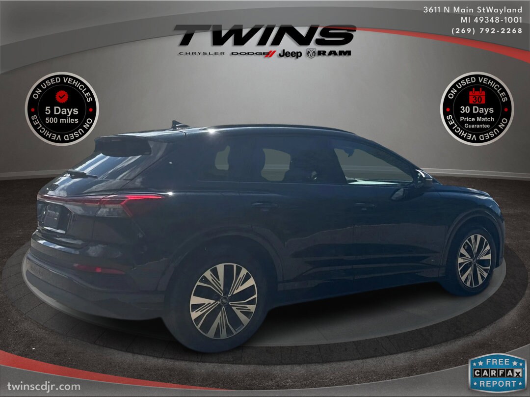 2025 Audi Q4 E-tron Premium Plus photo 3