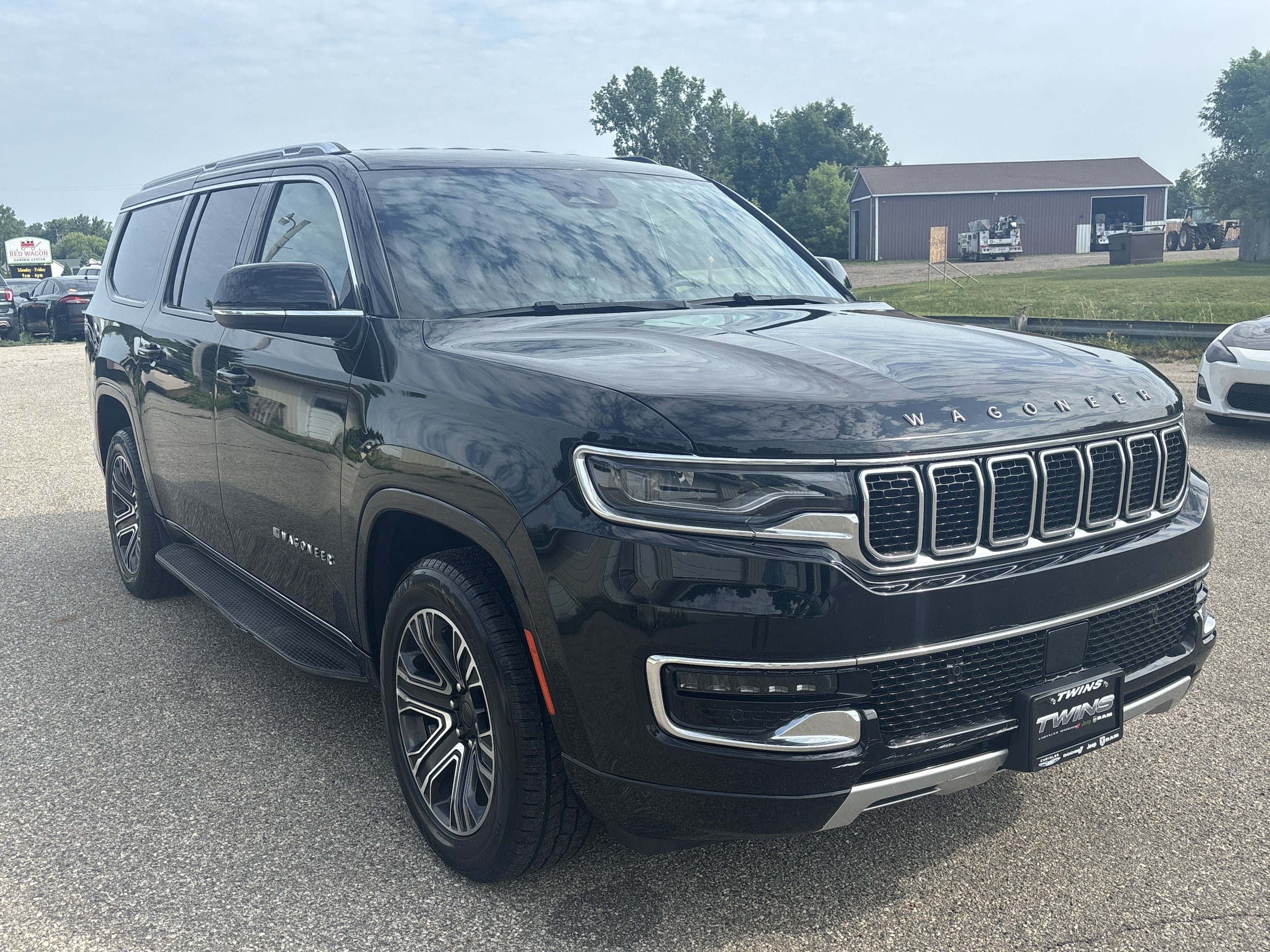 2024 Jeep Wagoneer L's photo