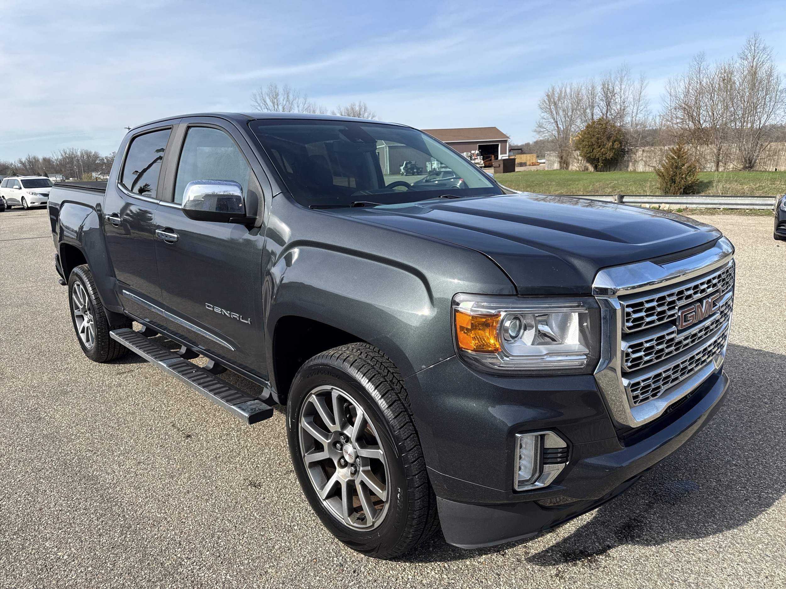 2021 GMC Canyon 4WD Denali Crew Cab Short Box's photo